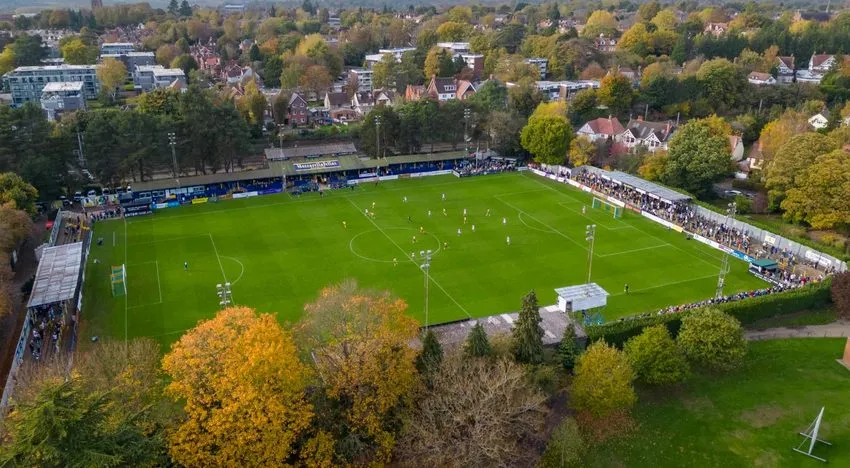 Góc nhìn trên cao sân vận động Clarence Park hiển thị toàn bộ khuôn viên