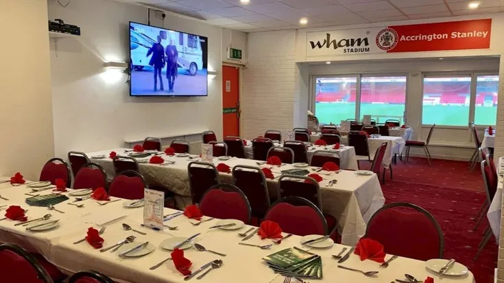 Không gian phòng khách VIP dành cho khách hạng sang tại Wham Stadium Accrington