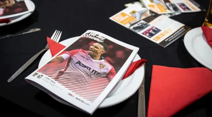 Khu vực khách sạn (hospitality) sang trọng tại sân Broadhall Way, Lamex Stadium