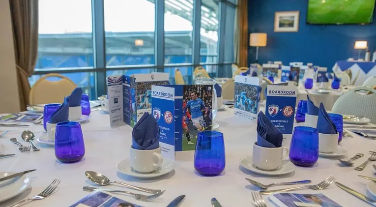 Khu vực tiếp đón VIP sang trọng tại SMH Group Stadium, cung cấp trải nghiệm đẳng cấp