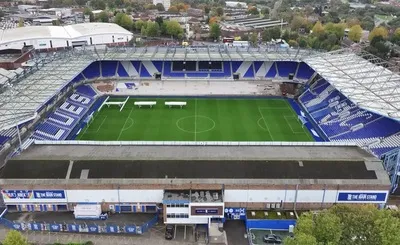 Khung cảnh toàn cảnh sân vận động St. Andrew's, sân nhà lịch sử của Birmingham City FC