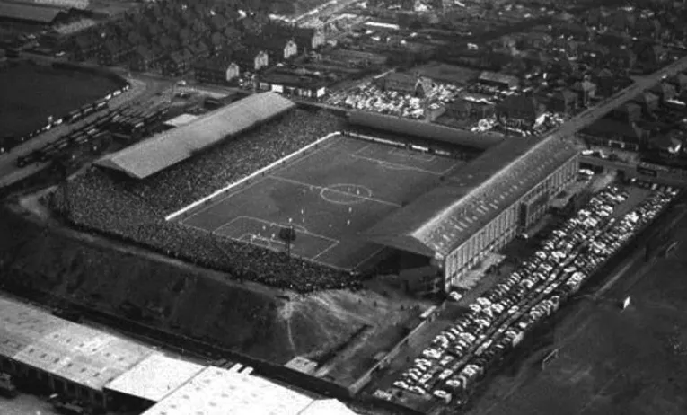 Lịch sử phát triển và những cột mốc đáng nhớ của sân vận động Elland Road