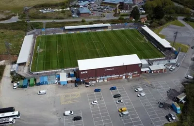 Sân vận động Bob Lucas ở Weymouth, trung tâm lịch sử của câu lạc bộ bóng đá Weymouth FC