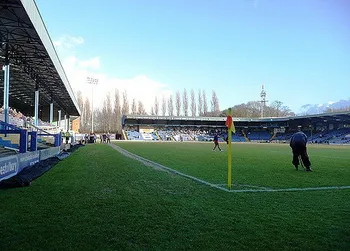 Sân vận động Gigg Lane, biểu tượng lịch sử của Bury FC