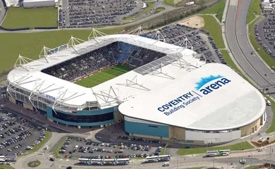 Tổng quan sân Coventry Building Society Arena từ trên cao với kiến trúc hiện đại
