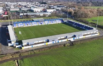 Tổng quan sân vận động Deva Stadium của Chester FC nhìn từ trên cao